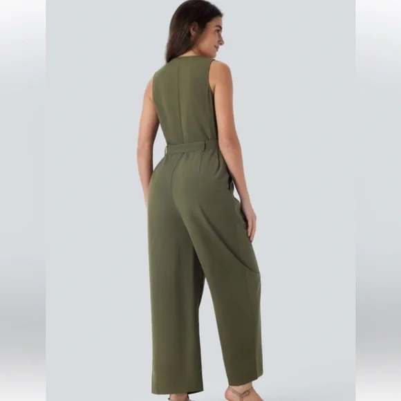 Liz Claiborne Green V-Neck Jumpsuit - Picture 2 of 15